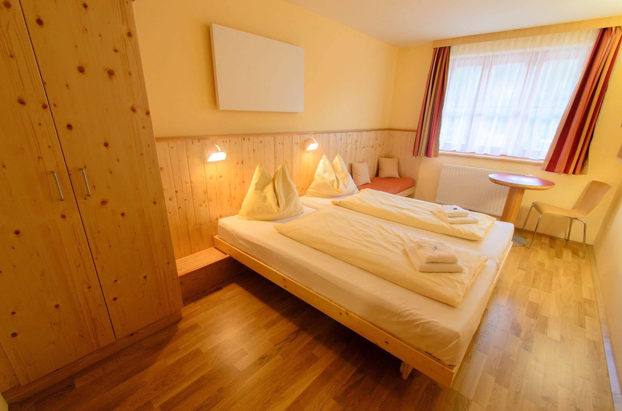 Jufa Hotel Donnersbachwald Eksteriør billede